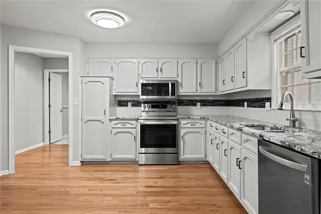 $540,000 | 12343 Pinehurst Drive, Kansas City, KS 66109