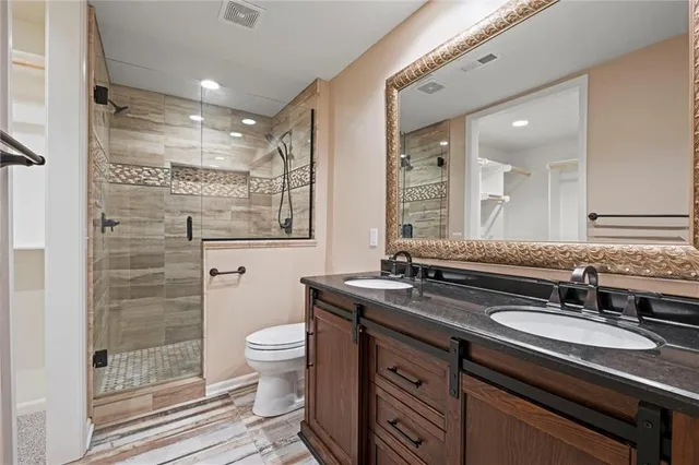 $540,000 | 12343 Pinehurst Drive, Kansas City, KS 66109