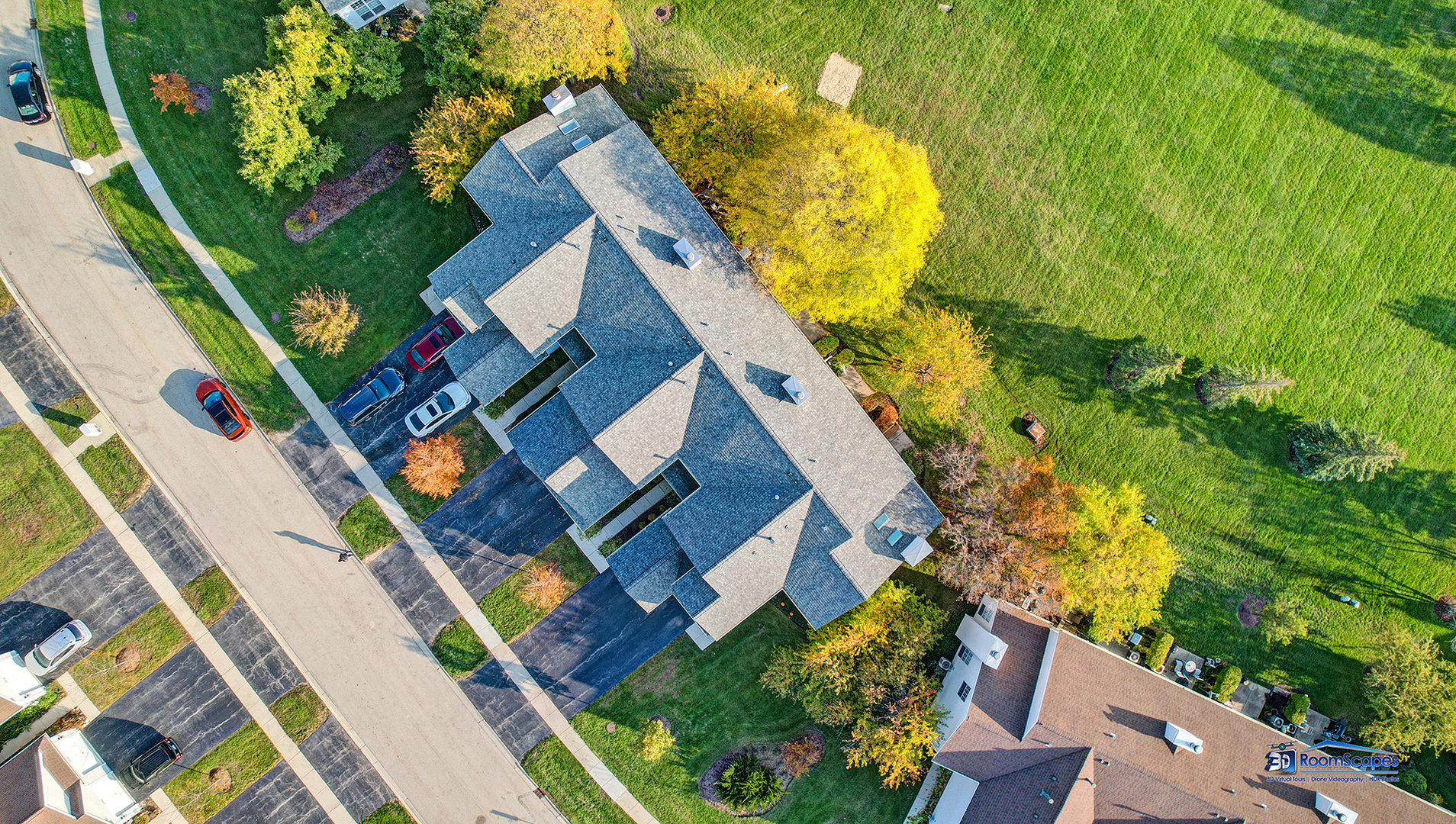 17833 Braewick Road Gurnee, IL 60031 - Photo 29 of 33 an aerial view of a house