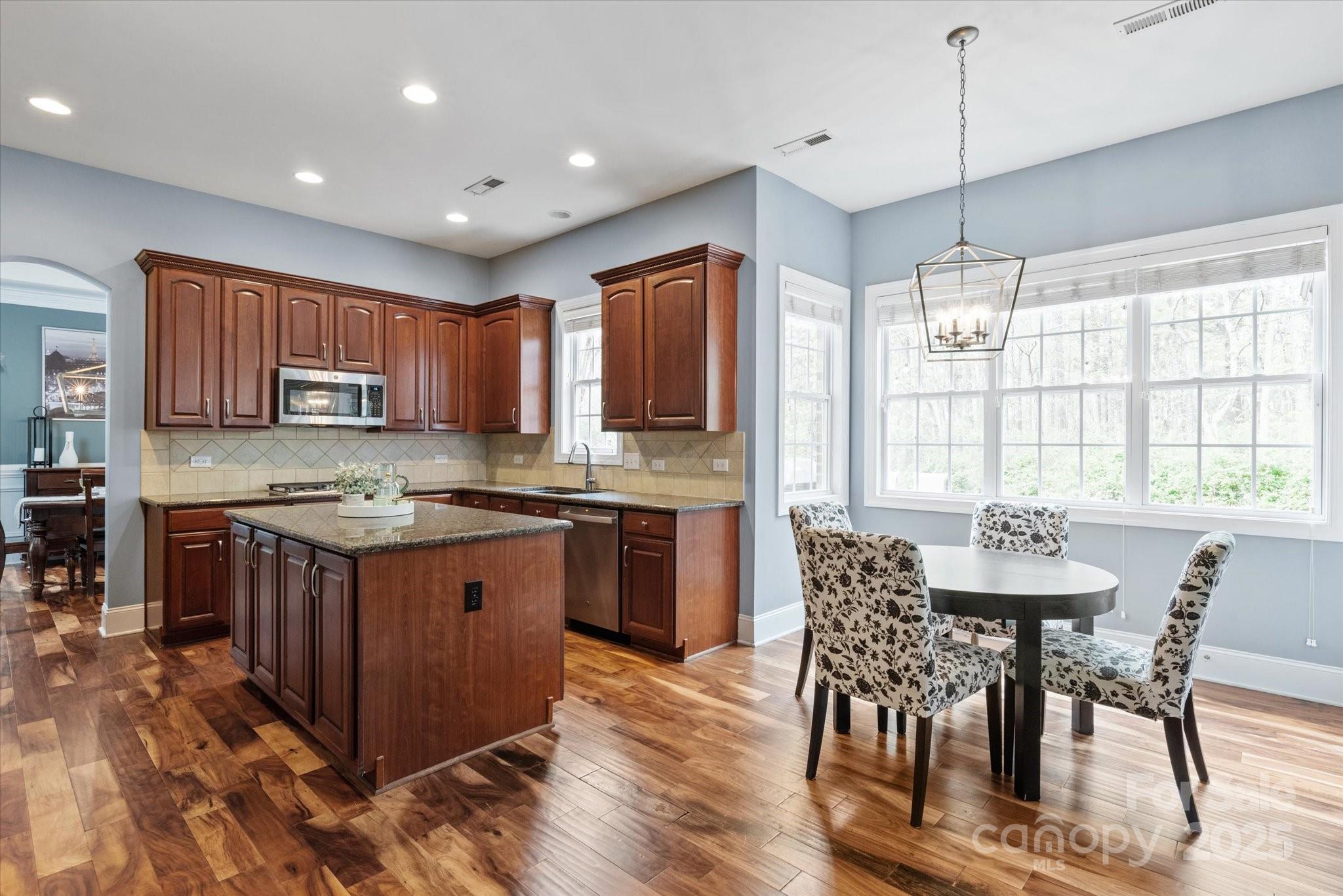 11308 Wheat Ridge Road Charlotte, NC 28277 - Photo 15 of 47 Gallery Image 15