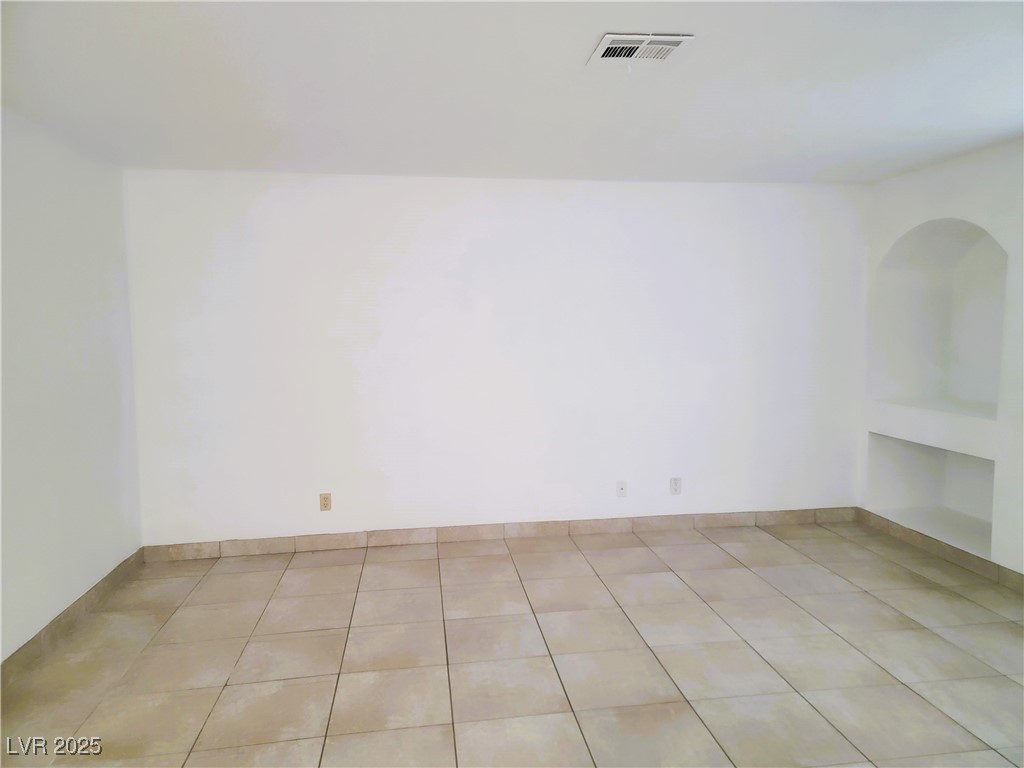 6932 Kilgore Drive, Unit A Las Vegas, NV 89156 - Photo 3 of 13