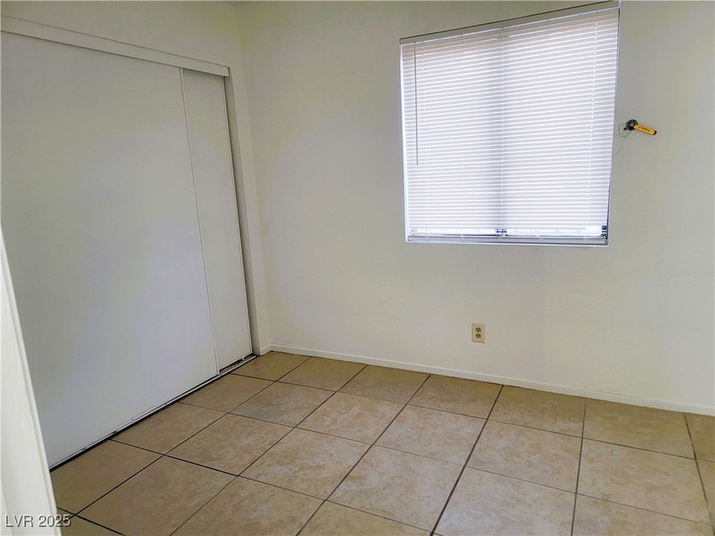 6932 Kilgore Drive, Unit A Las Vegas, NV 89156 - Photo 8 of 13