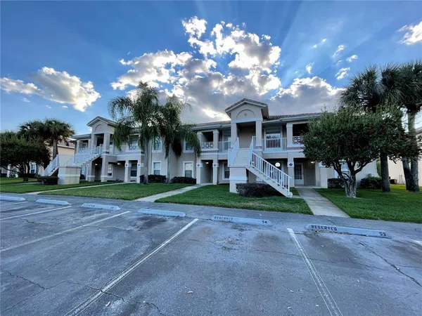 $1,575 | 13348 Fairway Glen Drive, Unit 202, Orlando, FL 32824
