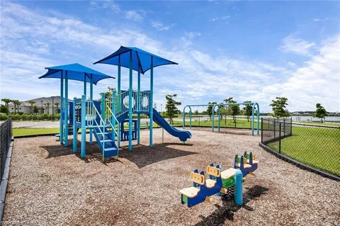 $950,000 | 14619 Blue Bay Circle, Fort Myers, FL 33913