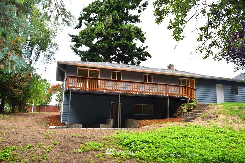 853 Hoquiam Avenue Northeast Renton, WA 98059 - Photo 21 of 22 Gallery Image 21