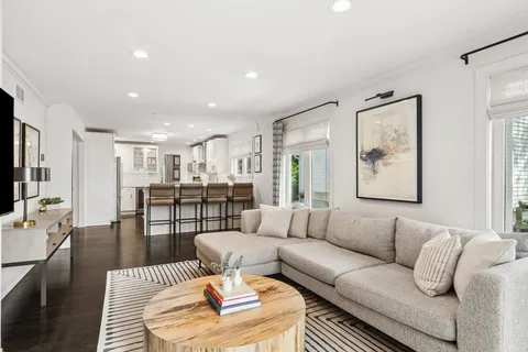 $995,000 | 716 South Highland Avenue, Barrington, IL 60010