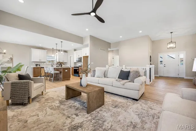 $599,900 | 209 Woodhurst Drive, Wentzville, MO 63385