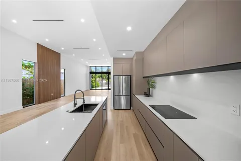 $1,999,999 | 412 Northwest 47th Street, Miami, FL 33127