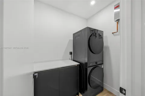 $1,999,999 | 412 Northwest 47th Street, Miami, FL 33127