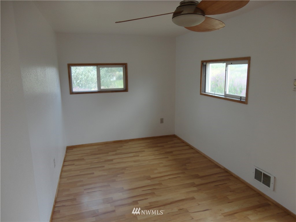 7139 Rd P Southeast Warden, WA 98857 - Photo 10 of 24 Gallery Image 10