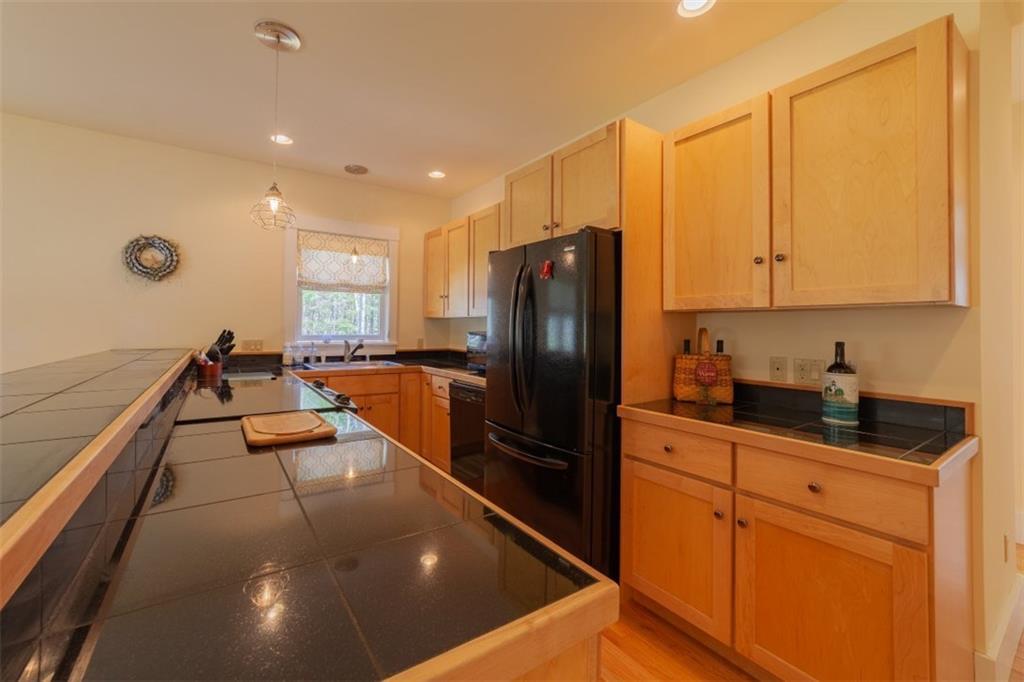 24 Stone Wharf Road Boothbay, ME 04537 - Photo 5 of 22 Photo