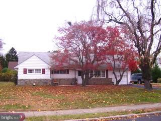 815 Norfolk Road Rydal, PA 19046 - Photo 1 of 6