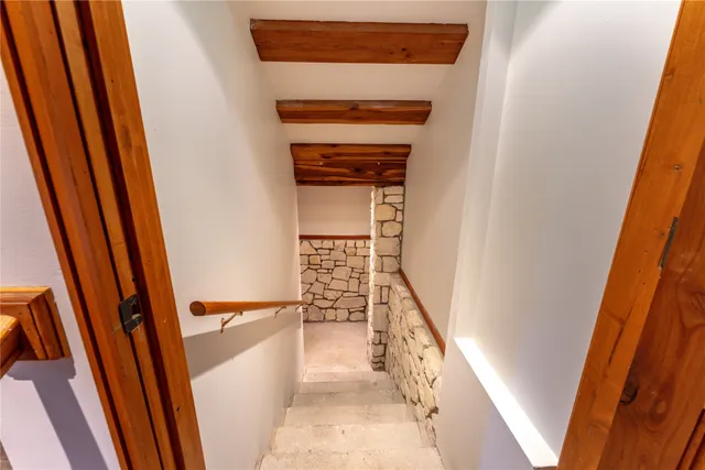 $1,550,000 | 206 Rolling Hill Drive, La Grange, TX 78945