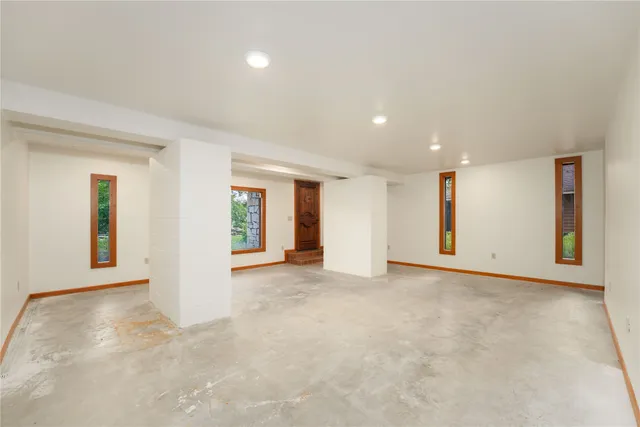 $1,550,000 | 206 Rolling Hill Drive, La Grange, TX 78945