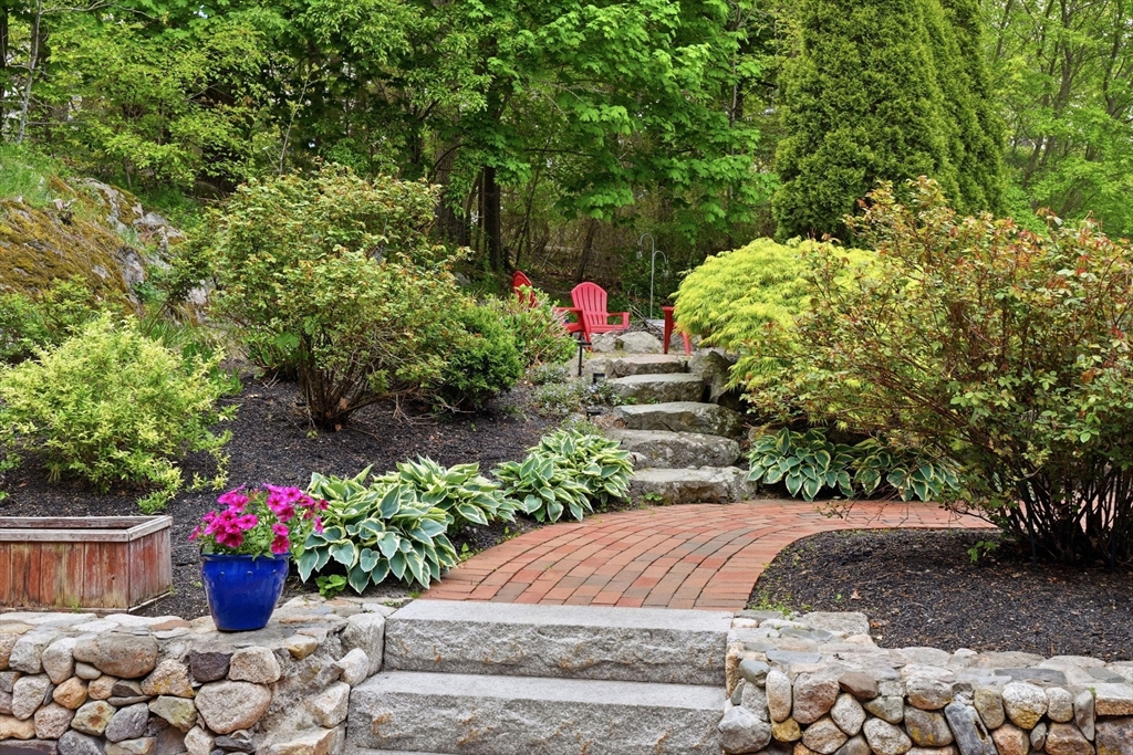 227 R Main Street Hingham, MA 02043 - Photo 20 of 26
