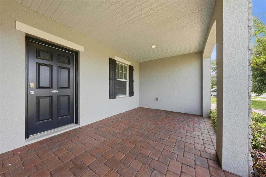 2524 Carriage Pointe Loop Apopka, FL 32712 - Photo 6 of 50