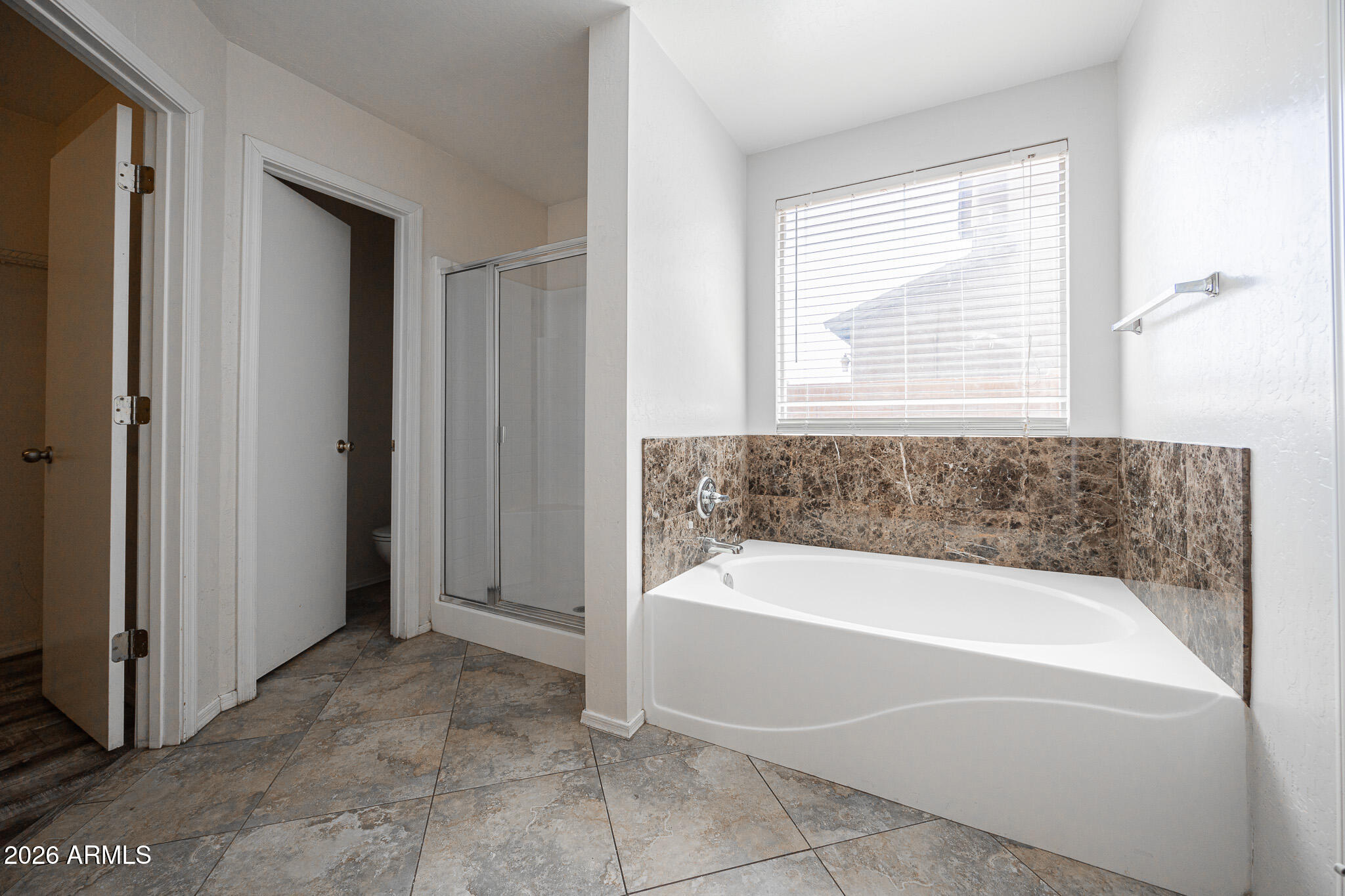 2913 West Fremont Rd. Phoenix, AZ 85041 - Photo 16 of 39