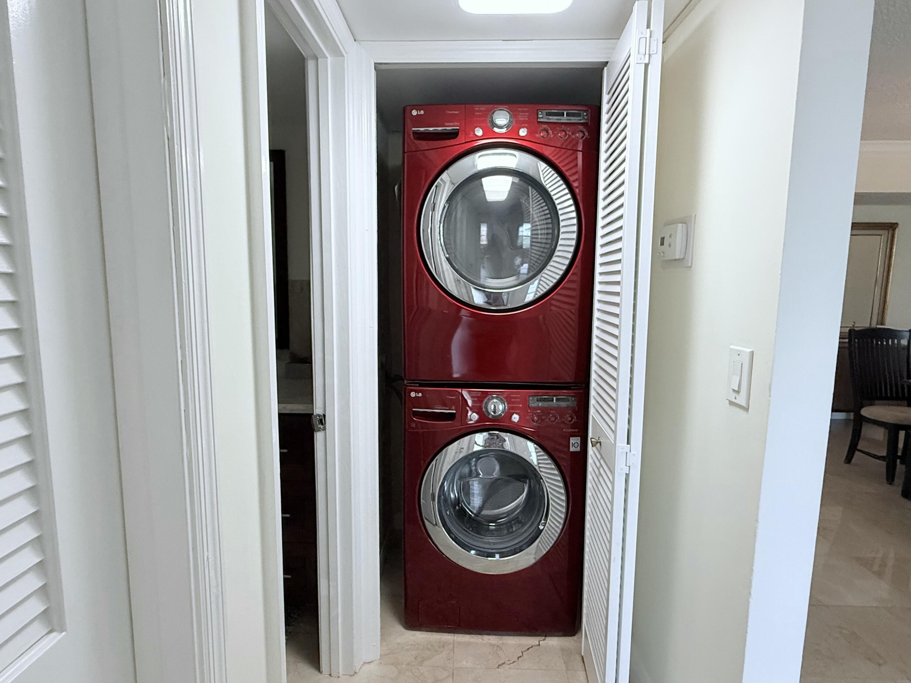 2851 South Ocean Boulevard, Unit 1A Boca Raton, FL 33432 - Photo 14 of 52 Washer & Dryer