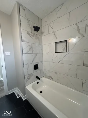 $220,000 | 909 North Sadlier Drive, Indianapolis, IN 46219