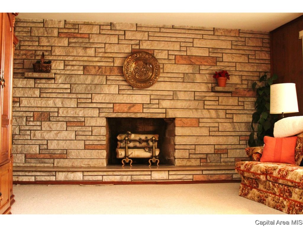 5101 Oak Crest Road Springfield, IL 62707 - Photo 4 of 20