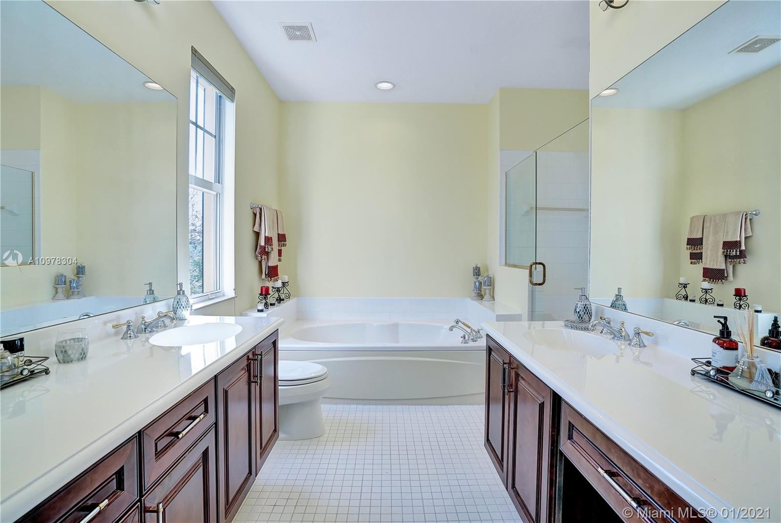 535 Northwest 35th Place Boca Raton, FL 33431 - Photo 35 of 52 MASTER BATHROOM - 3RD FLOOR