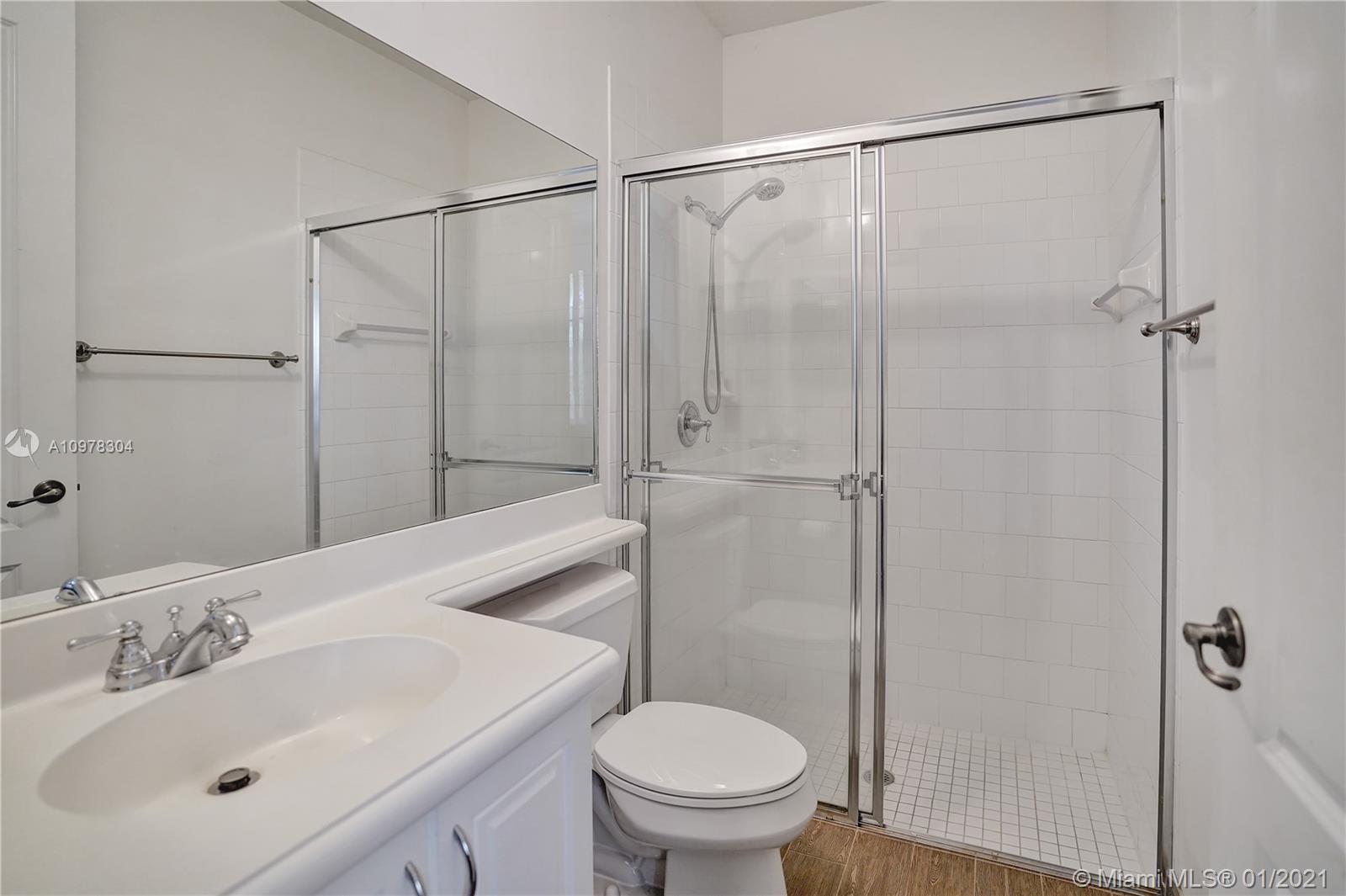 535 Northwest 35th Place Boca Raton, FL 33431 - Photo 7 of 52 full bathroom - first floor