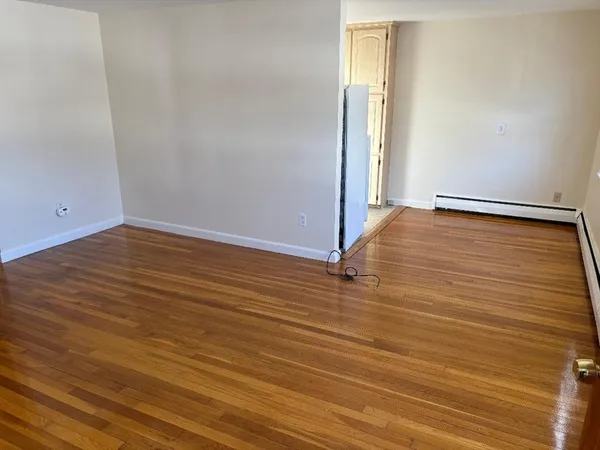 $1,995 | 124 Salem Street, Unit D, Wakefield, MA 01880