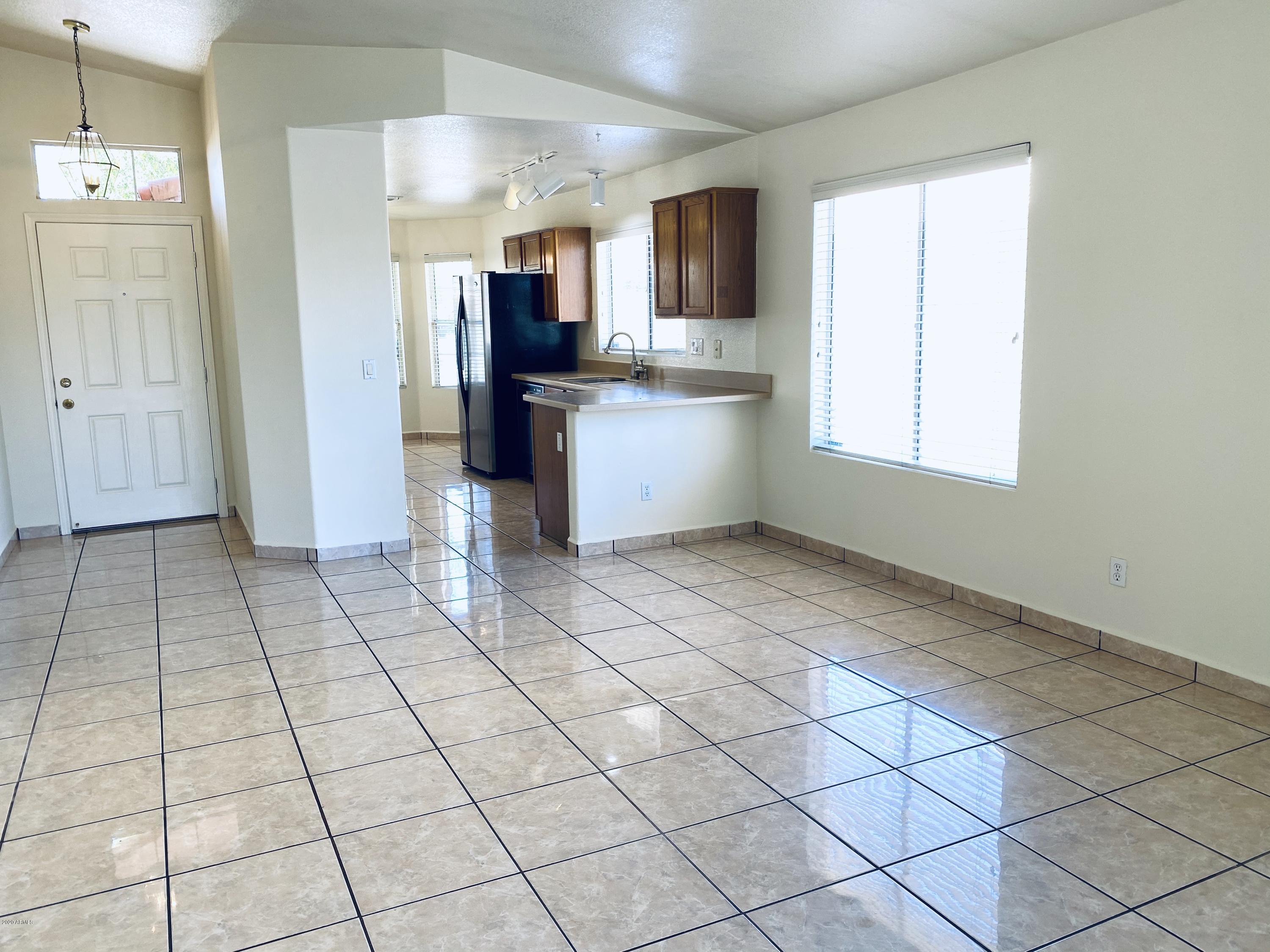 9033 West Monte Vista Road Phoenix, AZ 85037 - Photo 6 of 22 IMG_0870