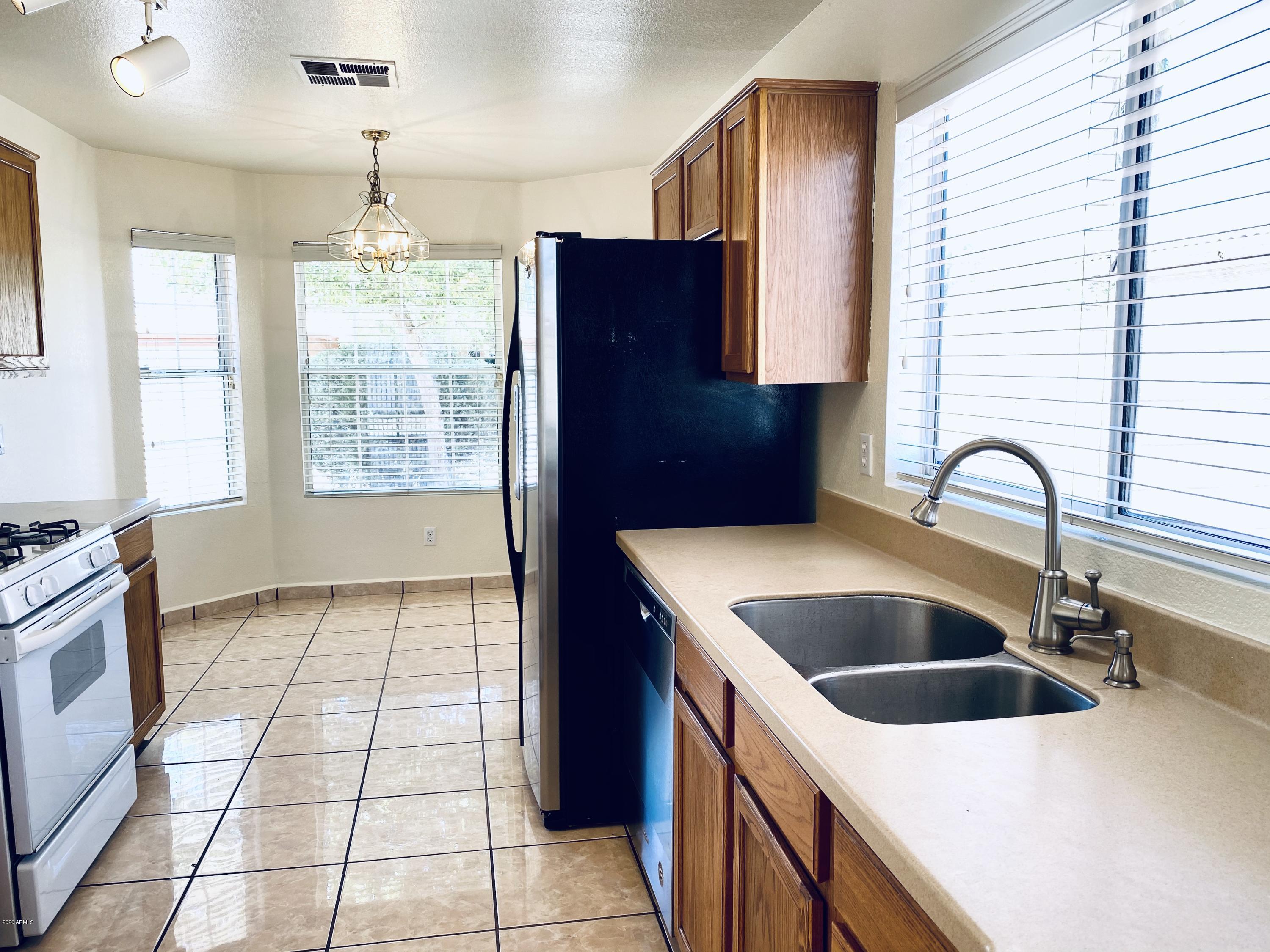 9033 West Monte Vista Road Phoenix, AZ 85037 - Photo 8 of 22 IMG_0872
