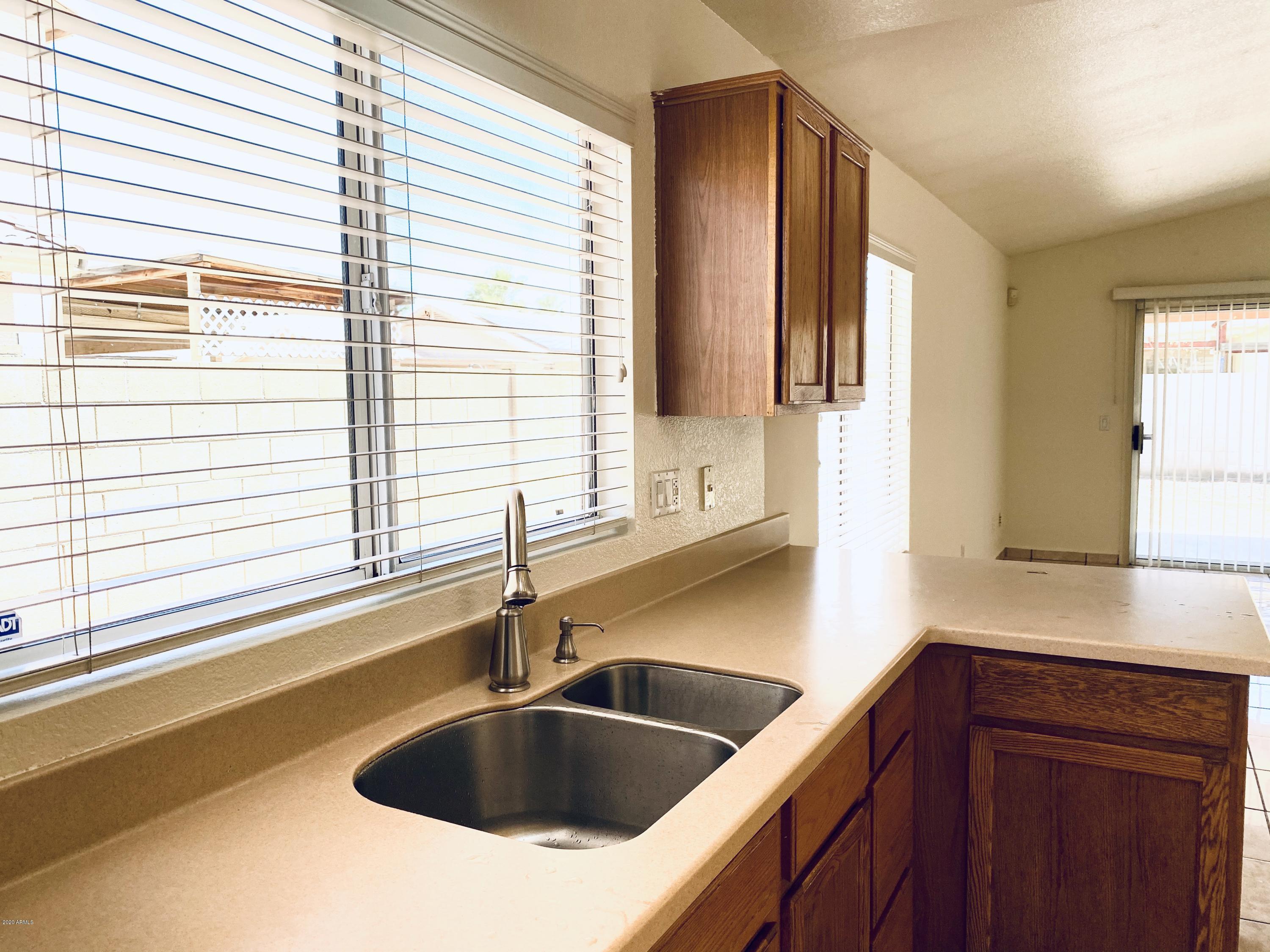 9033 West Monte Vista Road Phoenix, AZ 85037 - Photo 10 of 22 IMG_0875