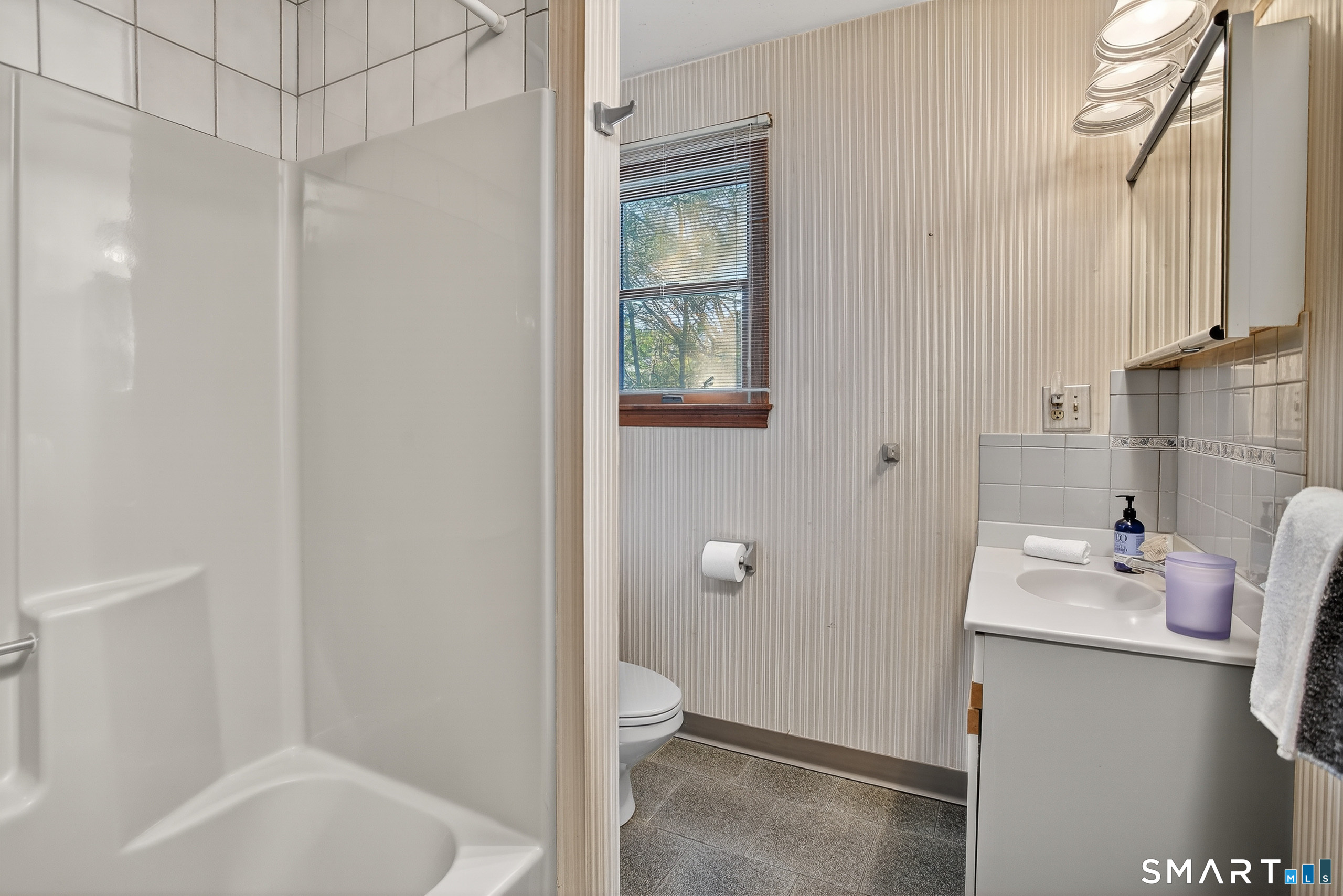 16 Brewster Road Milford, CT 06460 - Photo 21 of 29