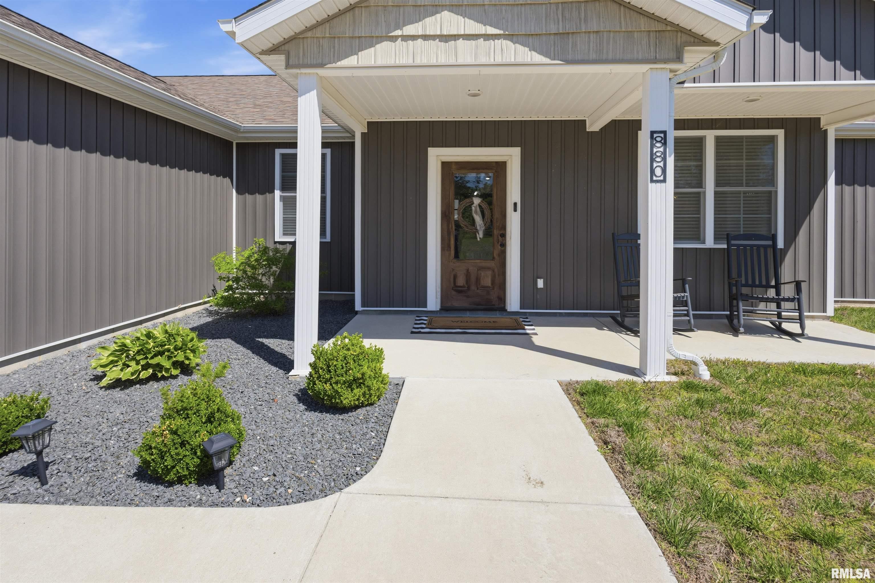 880 Sycamore Road Carbondale, IL 62901 - Photo 2 of 34 Gallery Image 2