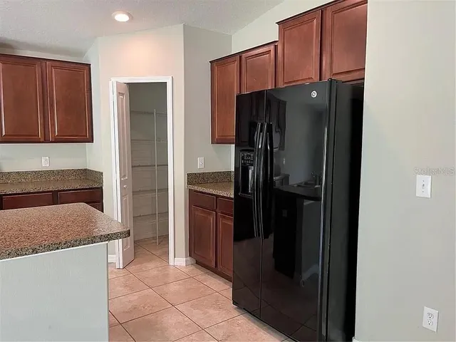 $2,550 | 1606 Redmond Brook Lane, Ruskin, FL 33570