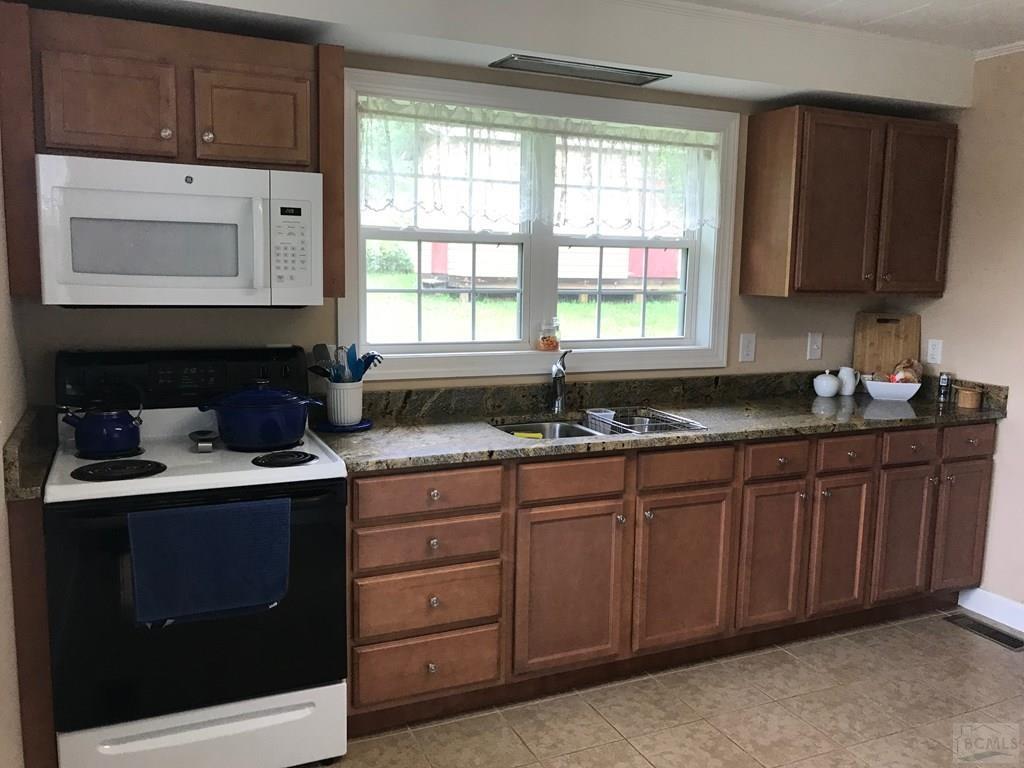 121 Whitley Road Morganton, NC 28655 - Photo 7 of 26 Gallery Image 7