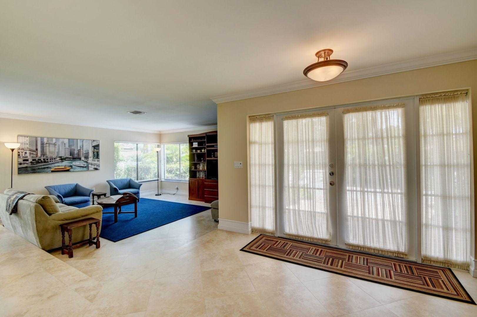 681 Southwest 18th Street Boca Raton, FL 33486 - Photo 2 of 37 Foyer