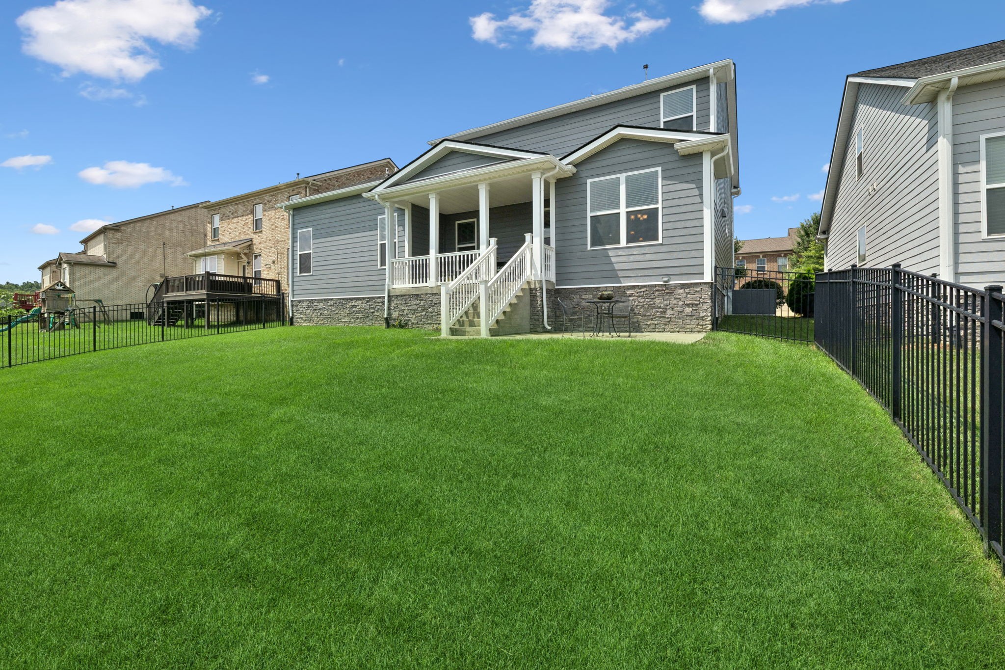 737 Newcomb Street Franklin, TN 37064 - Photo 85 of 99 a front view of a house with a garden