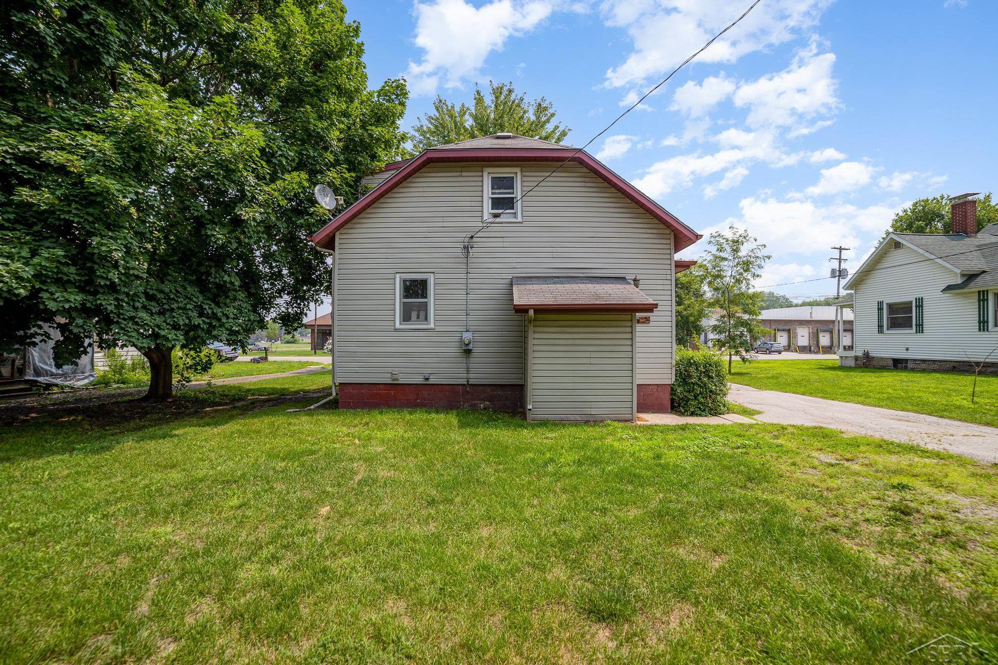 232 South Hemlock Road Hemlock, MI 48626 - Photo 23 of 27 50118131-22.JPG