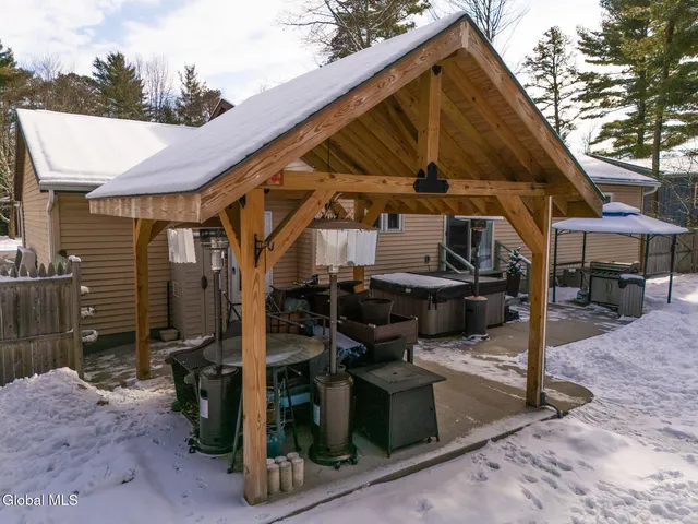 $385,000 | 22 Michaels Drive, Queensbury, NY 12804