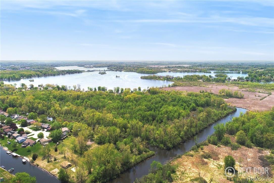13554 North Road Fenton, MI 48430 - Photo 44 of 44 DJI_0389.jpg