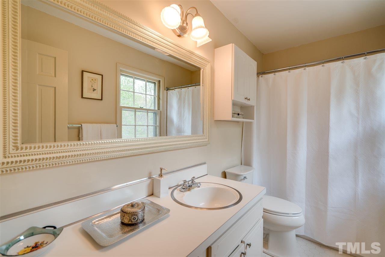1017 Winona Road Raleigh, NC 27609 - Photo 11 of 25