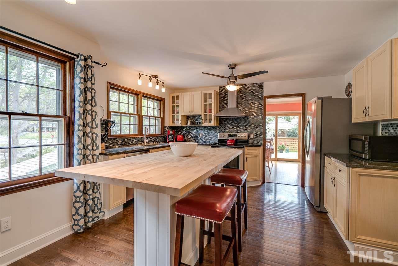 1017 Winona Road Raleigh, NC 27609 - Photo 7 of 25