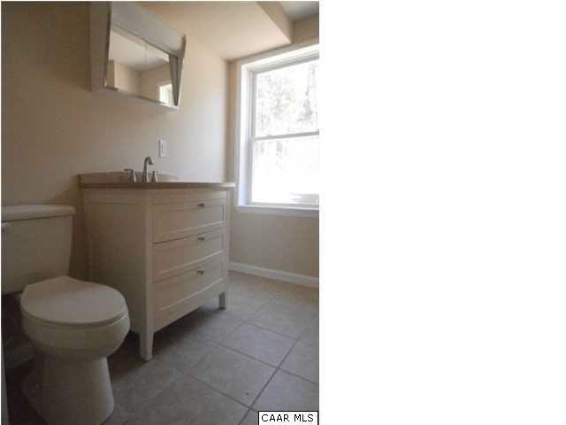 287 Shores Road Palmyra, VA 22963 - Photo 12 of 30 Remodeled bathroom with all new fixtures and ceramic tile