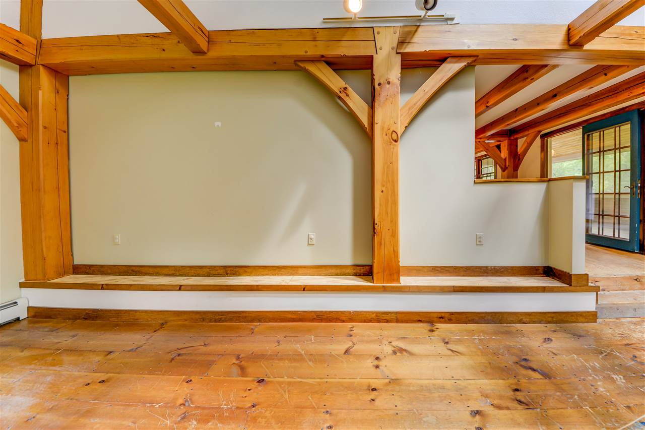 489 Toad Hill Road Sugar Hill, NH 03586 - Photo 5 of 40