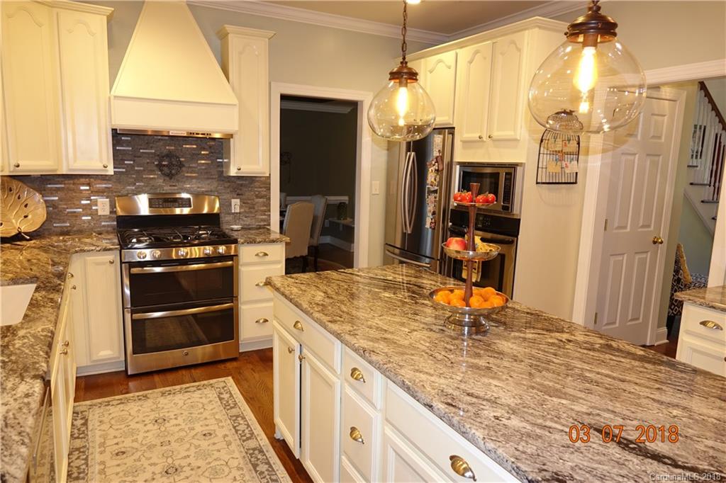 12816 Winding Ridge Road Huntersville, NC 28078 - Photo 10 of 36 Gallery Image 10
