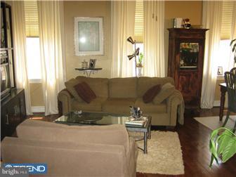 1619 Spruce Street, Unit 2 Philadelphia, PA 19103 - Photo 2 of 10 Living Room