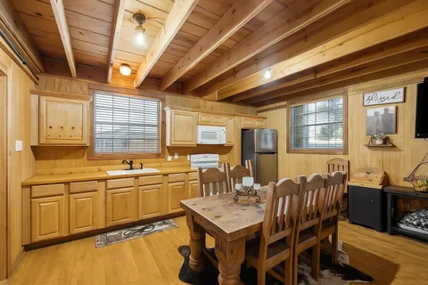 $1,400,000 | 40570 Wildlife Run, Hempstead, TX 77445