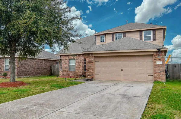 $239,950 | 858 Driftwood Lane, La Marque, TX 77568