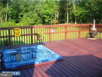 4 Laburnum Close Cookstown, NJ 08511 - Photo 8 of 12 Deck