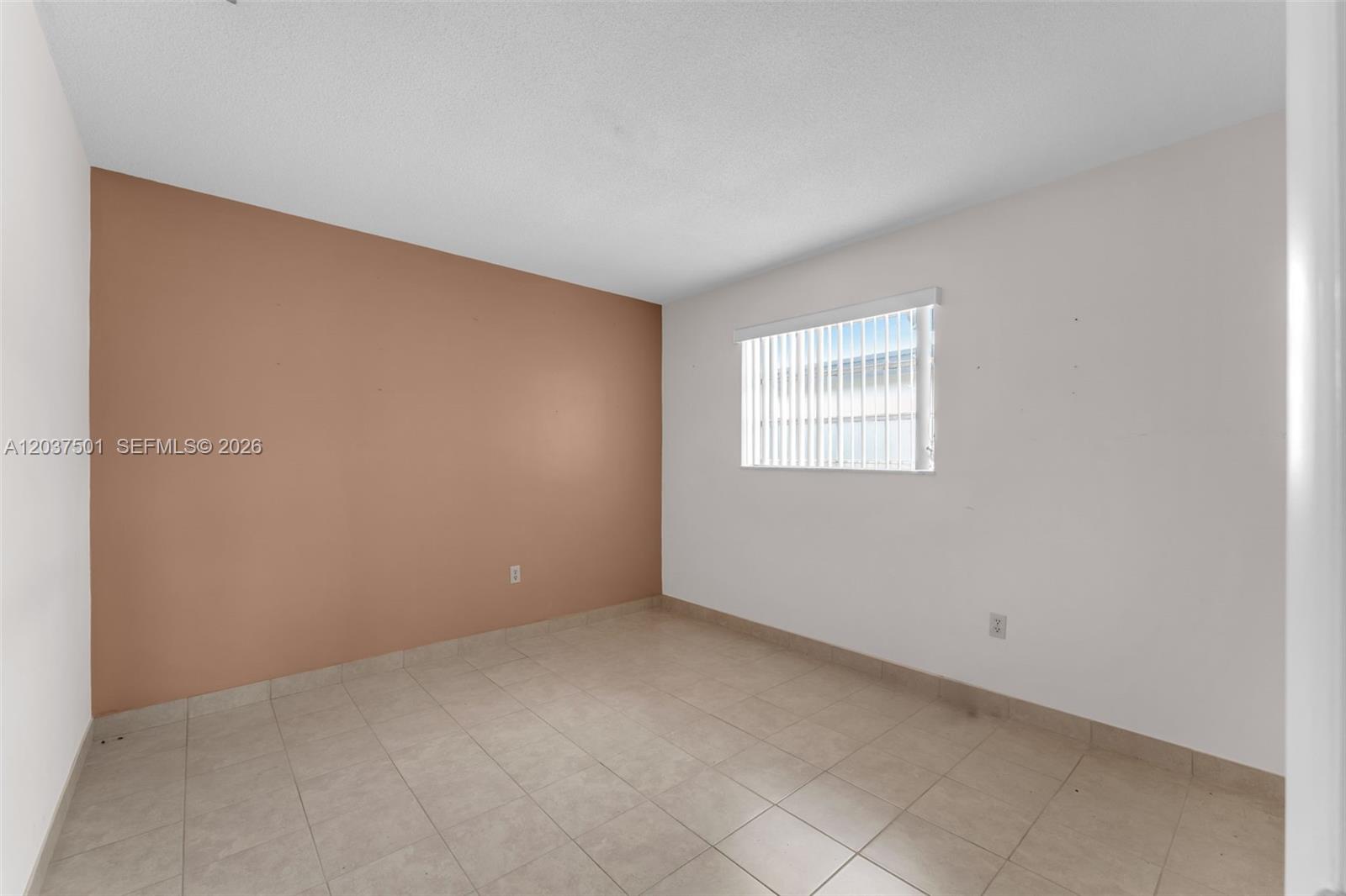 10842 Southwest 33rd Street Miami, FL 33165 - Photo 21 of 44