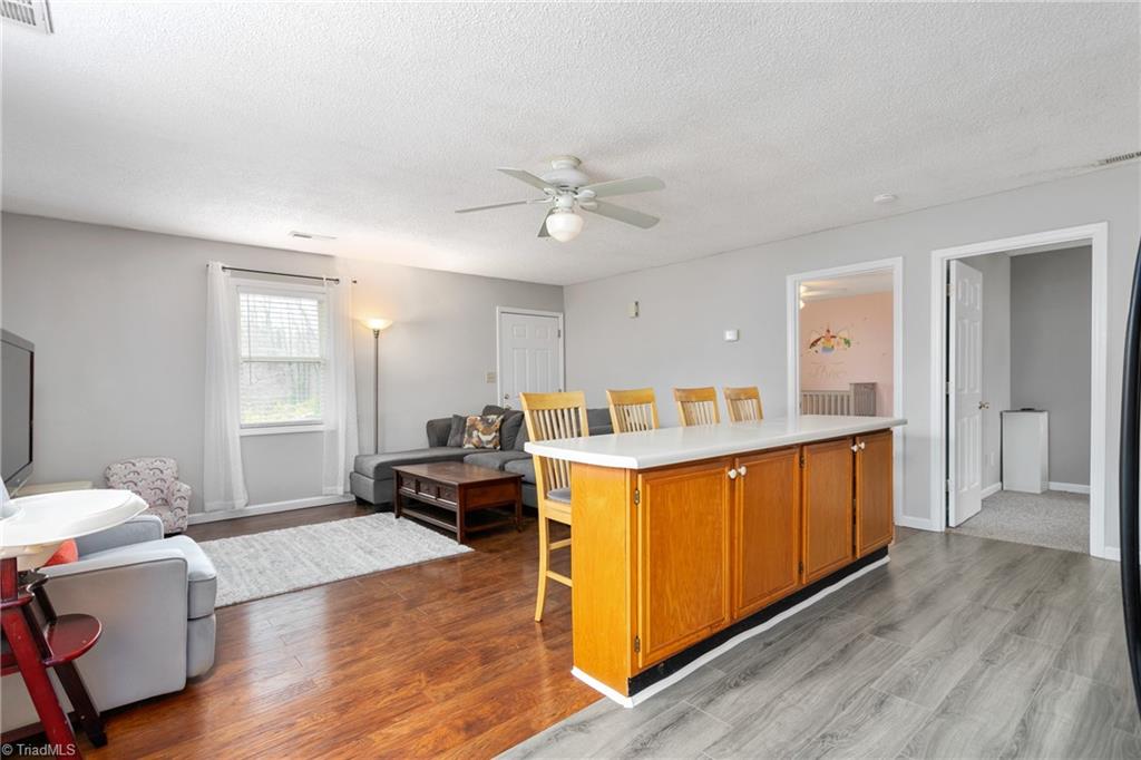 4306 Edgemore Road Greensboro, NC 27455 - Photo 11 of 26 Gallery Image 11